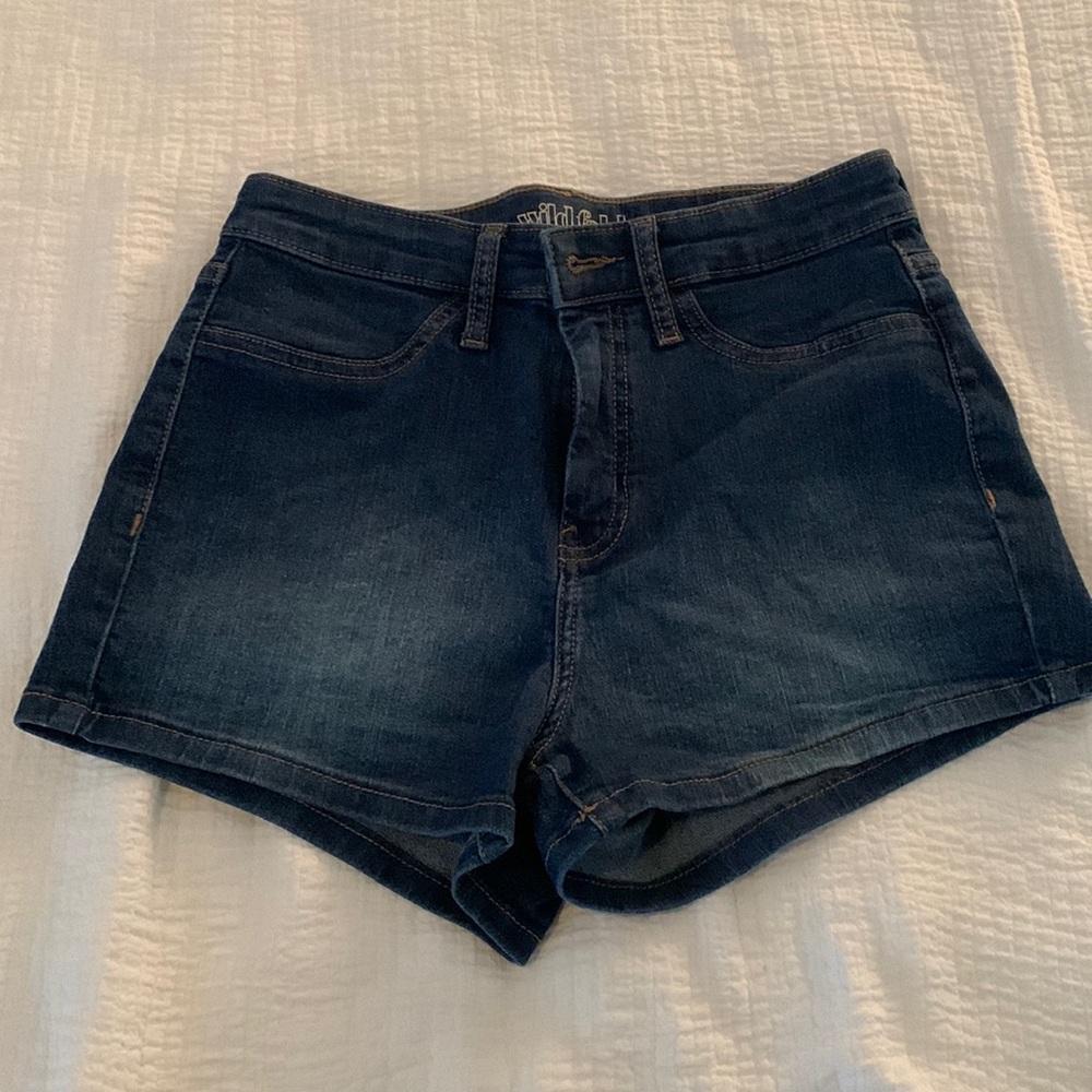 Wild Fable: Mini High Waisted Jean Shorts (Size 6)
